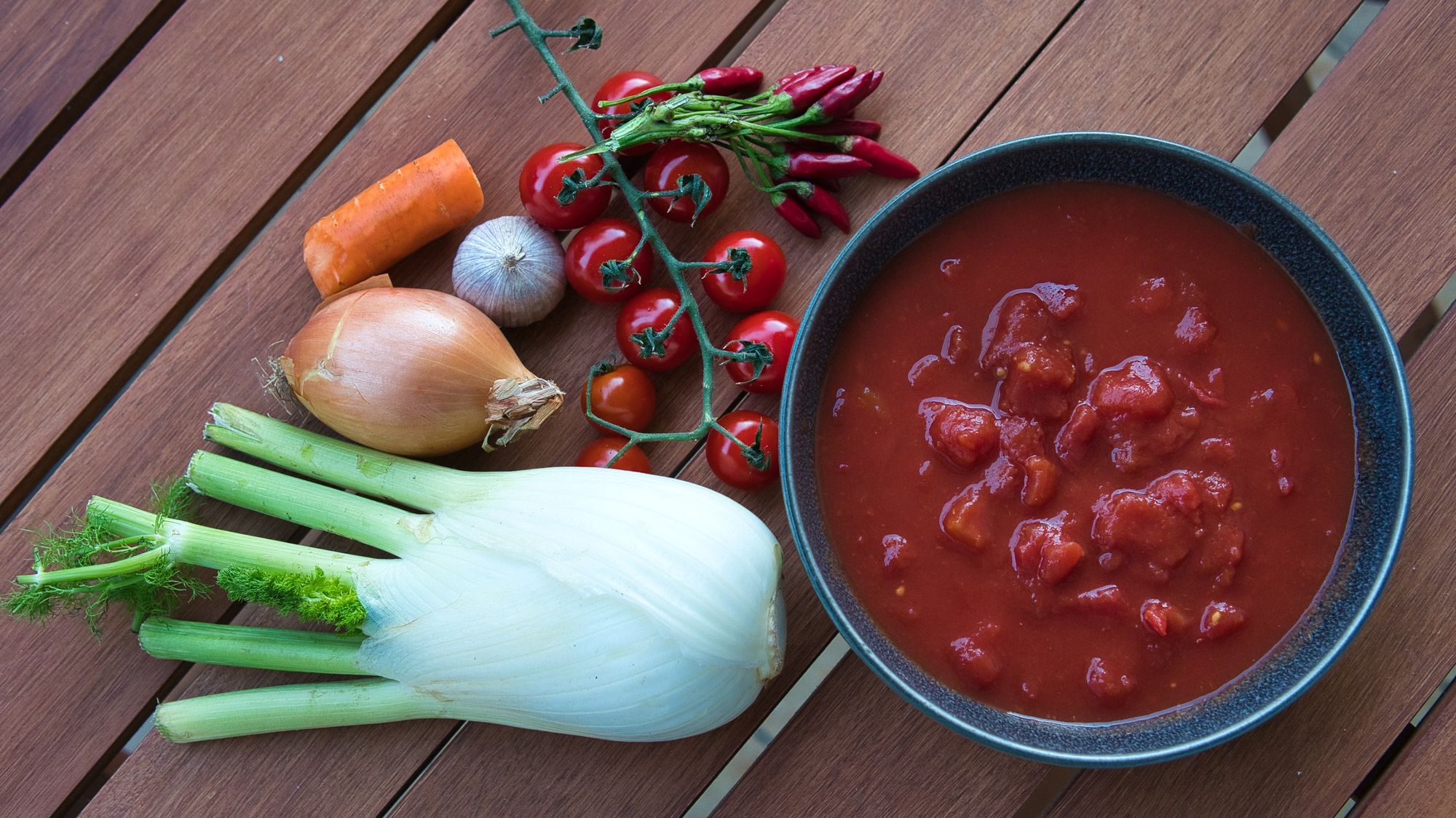 Easy & Fresh Tomato-Fennel Soup