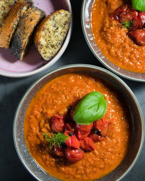 Einfache, frische Fenchel-Tomaten-Suppe